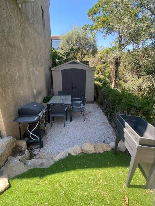 Superbe Appartement Avec Jardin & Jacuzzi - En Face De La Mer La Ciotat Bagian luar foto