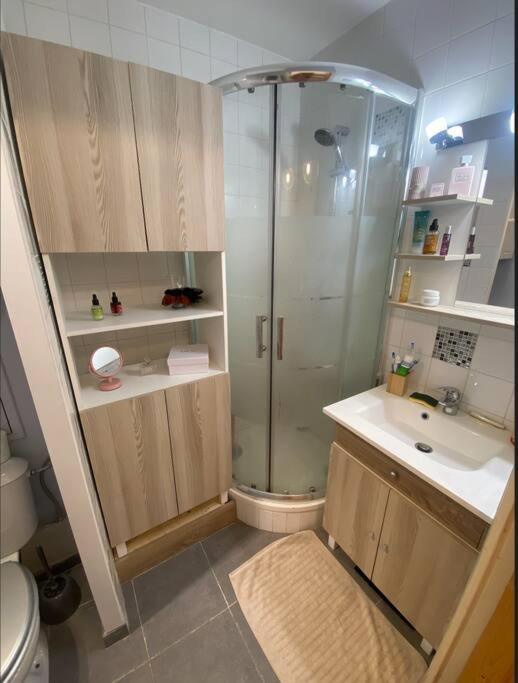 Superbe Appartement Avec Jardin & Jacuzzi - En Face De La Mer La Ciotat Bagian luar foto