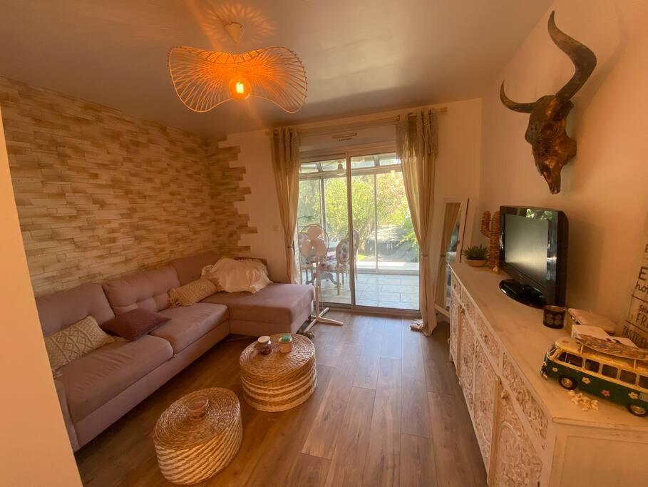Superbe Appartement Avec Jardin & Jacuzzi - En Face De La Mer La Ciotat Bagian luar foto